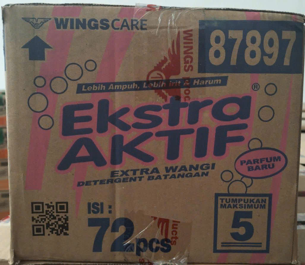 Wing Care Extra Wangi Detergent Batangan 72 pcs